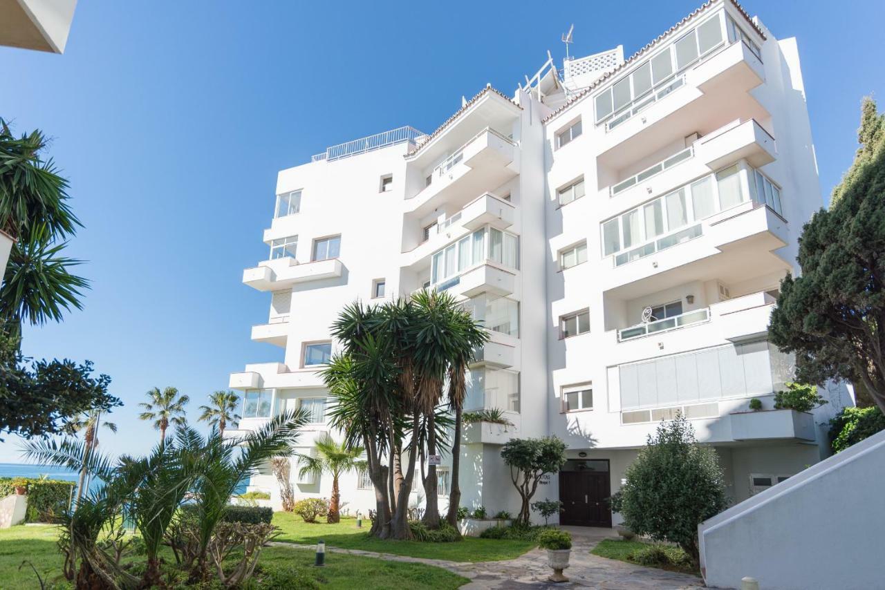 Tgh/ Marbella Beachfront And Center ภายนอก รูปภาพ